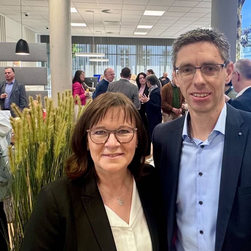 Volksbank Krefeld investiert in Uerdingen und Hüls: Während andere schließen, baut diese Bank sogar neu