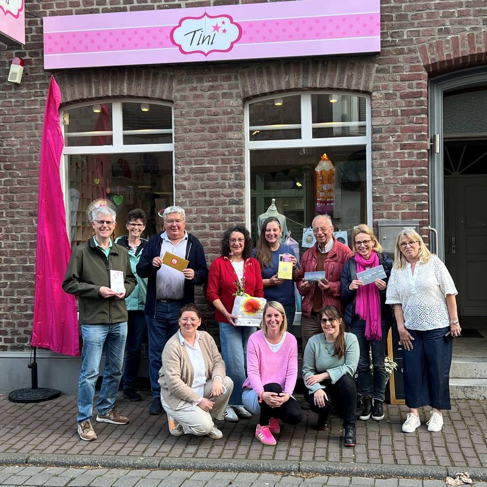 Einzelhandel in Korschenbroich: Große Resonanz auf Premiere von „Ei, Ei, Ei-ne Stadt sucht das Lösungswort“