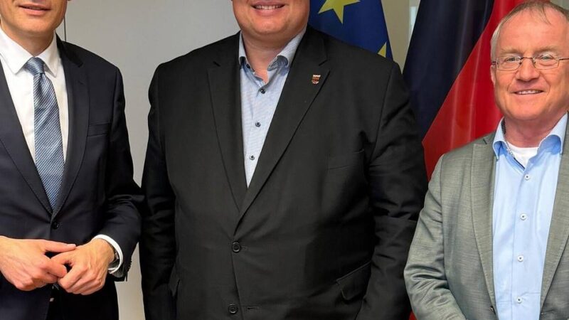 Autobahnausbau in Leverkusen : Leverkusen ringt mit Berlin um „A1-Stelzen“-Breite