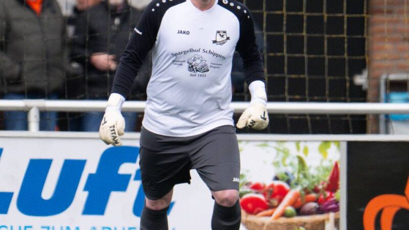 Torhüter Keusemann sieht Rot: Veen lässt sich in der Schlussphase übertölpeln