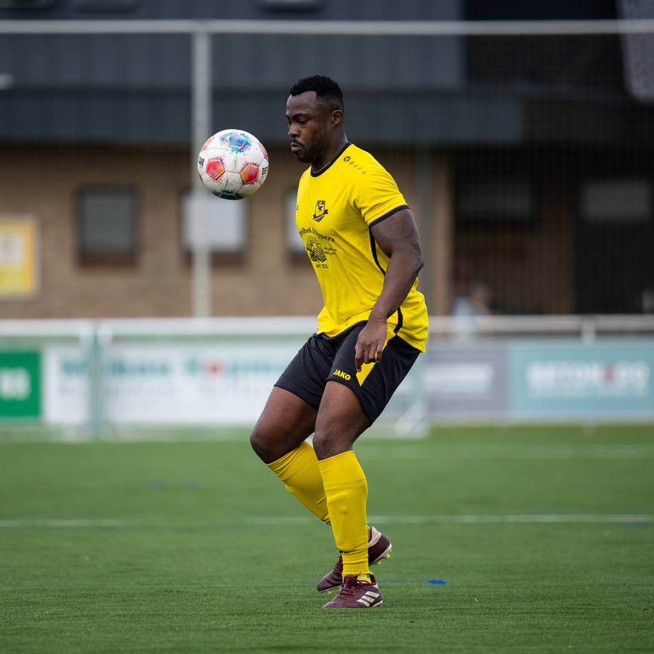 Fünffach-Torschütze fehlt: Borussia Veen trifft auf frustrierten Gegner