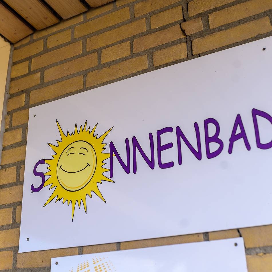 Personalmangel in Rommerskirchen: Vereine von kurzfristigen Schließungen im Sonnenbad betroffen