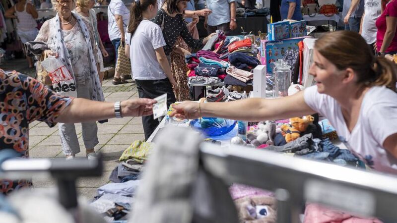 Flohmarkt in Grevenbroich: Die Innenstadt wird wieder zur Trödelmeile