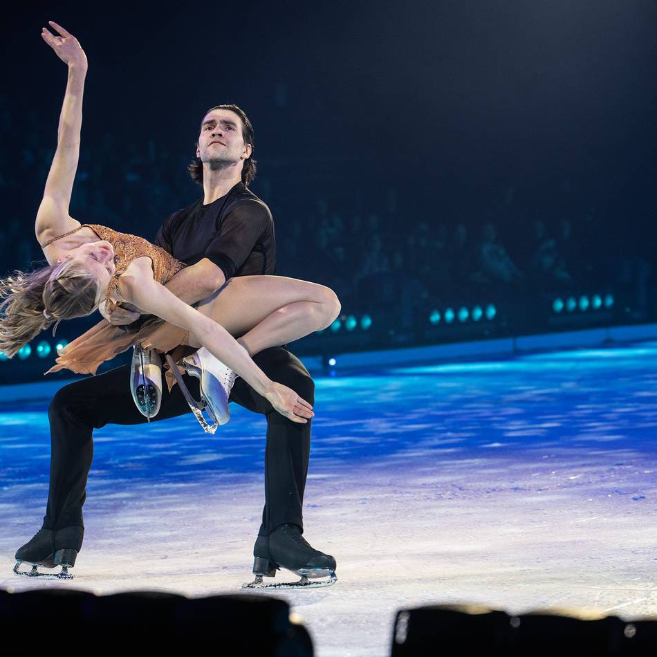 Minerva-Fabienne Hase und Nikita Volodin in Düsseldorf: Olympia-Stars begeistern das Publikum bei Holiday on Ice