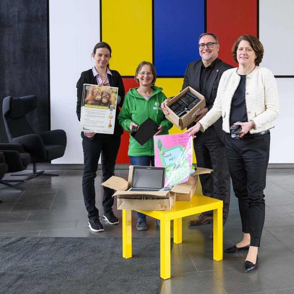 Aktion des Rhein-Kreises Neuss und des BUND: Mit alten Handys für den Affenschutz