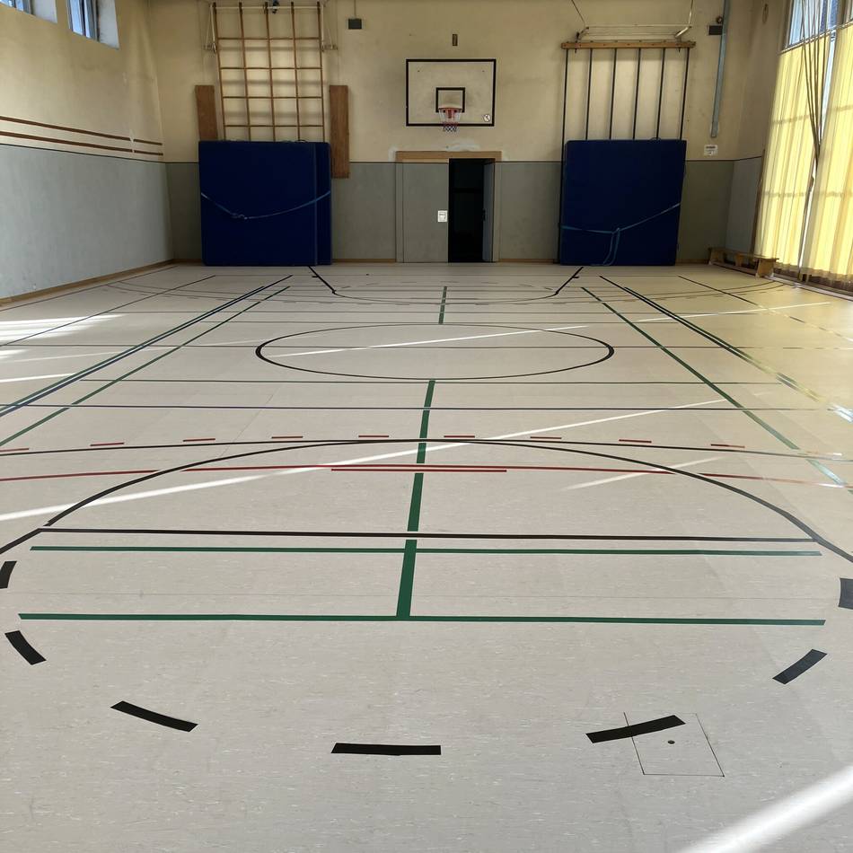 Am Geroweiher in Mönchengladbach: Denkmalgeschützte Turnhalle ist fertig saniert