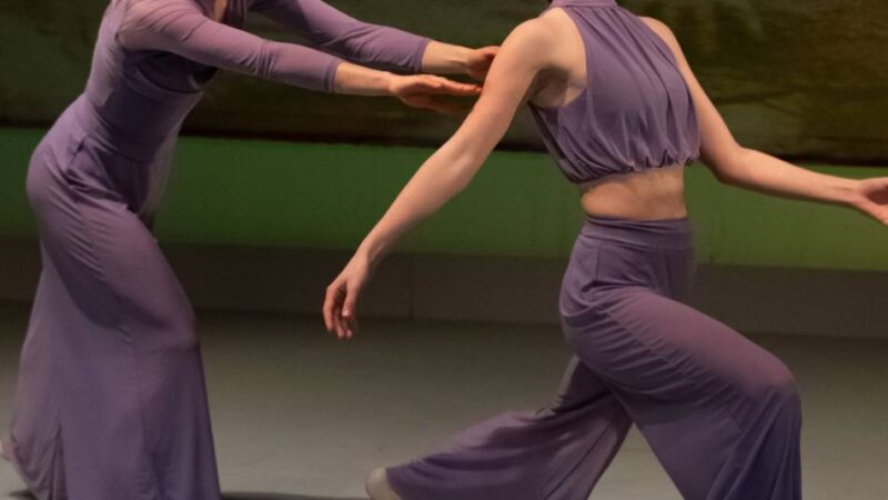 Jugend Tanz Ensemble Krefeld: Auf Spurensuche mit Tanz und Poesie