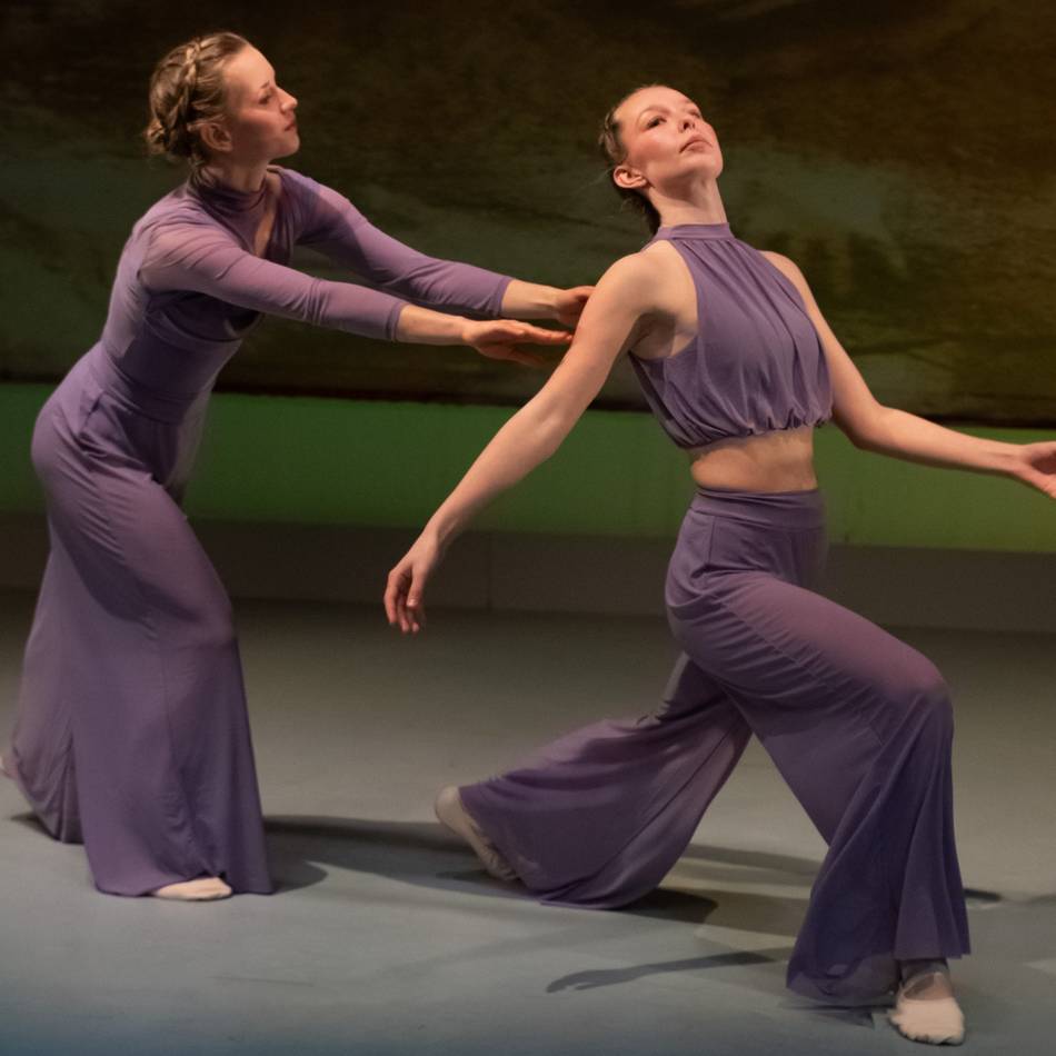 Jugend Tanz Ensemble Krefeld: Auf Spurensuche mit Tanz und Poesie