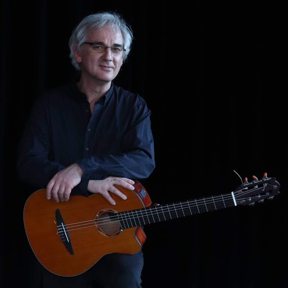 Gitarrenkonzert im Hückeswagener Haus Zach: Uwe Sandfort kommt mit Soloprogramm „Acoustic Roots“ ins Island