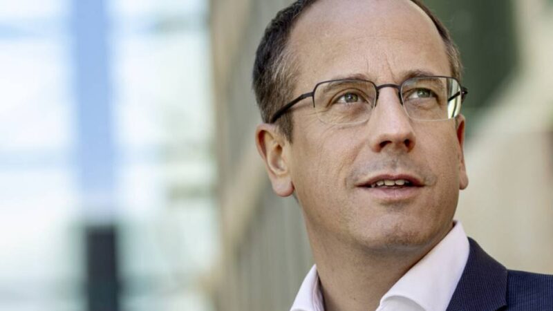 Besondere Auszeichnung für Marc-Simon Schaar: Krefelder Outokumpu-Vorstand ist bester Finanzchef Finnlands