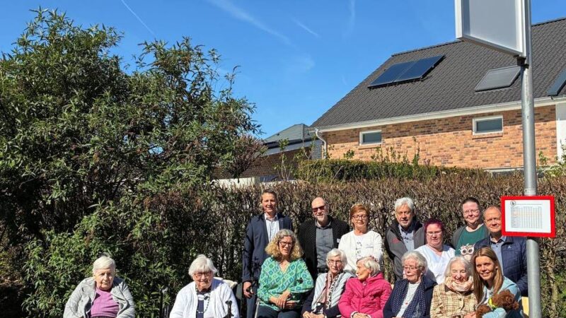 Seniorenzentrum in Korschenbroich: Viel Leben an einer Haltestelle, an der nie ein Bus abfährt