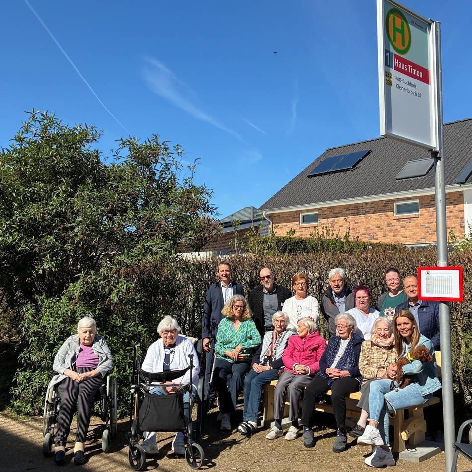 Seniorenzentrum in Korschenbroich: Viel Leben an einer Haltestelle, an der nie ein Bus abfährt