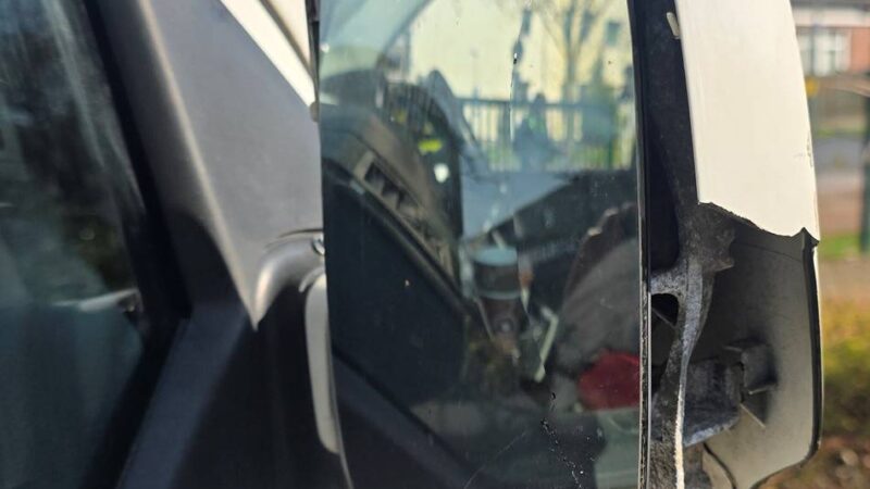 Fahrzeugkontrolle in Dinslaken: Propangasflasche in Plastiktüte – Polizei zieht Transporter aus dem Verkehr