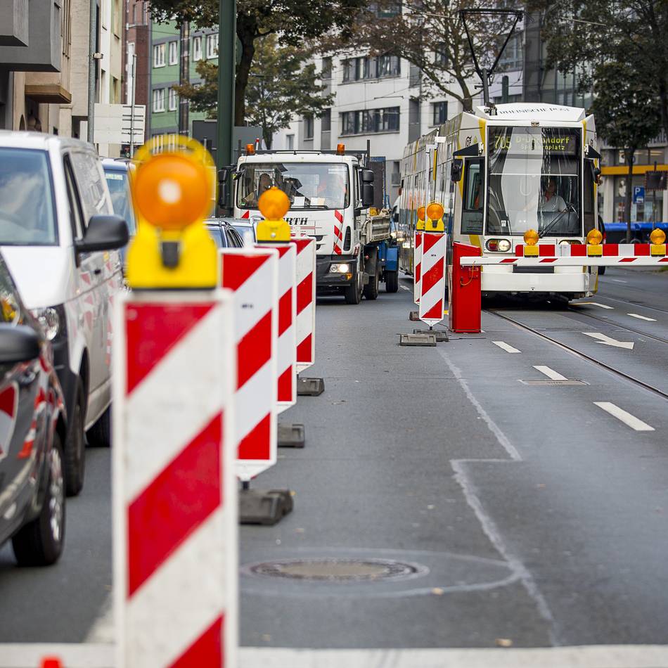 Verkehr in Düsseldorf: Straße in Mörsenbroich vier Tage lang voll gesperrt