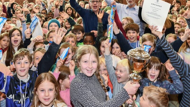 Sport in Langenfeld: Don-Bosco-Schule gewinnt Schwimm-Titel der Grundschulen