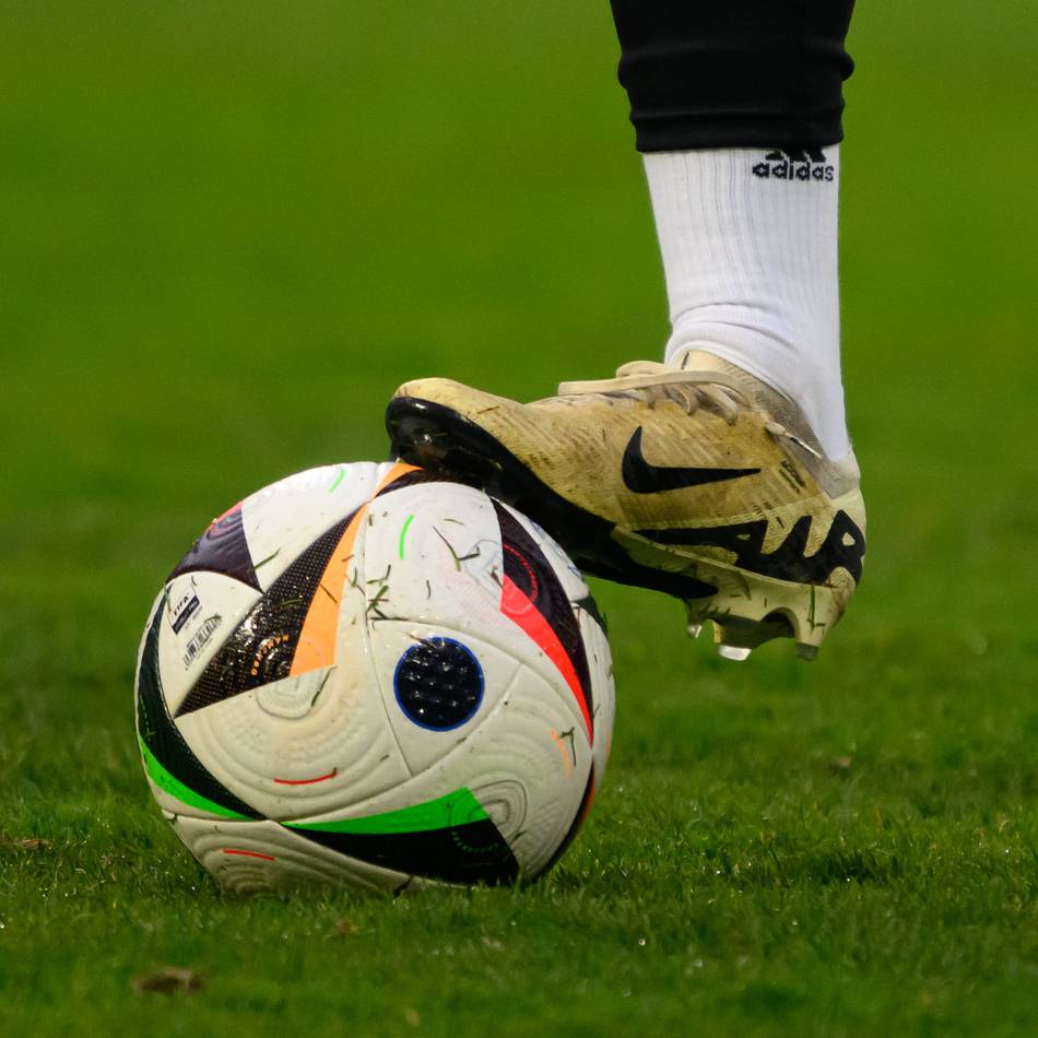 Fußball in Meerbusch: Büderich erkämpft wichtigen Punkt im Abstiegskampf