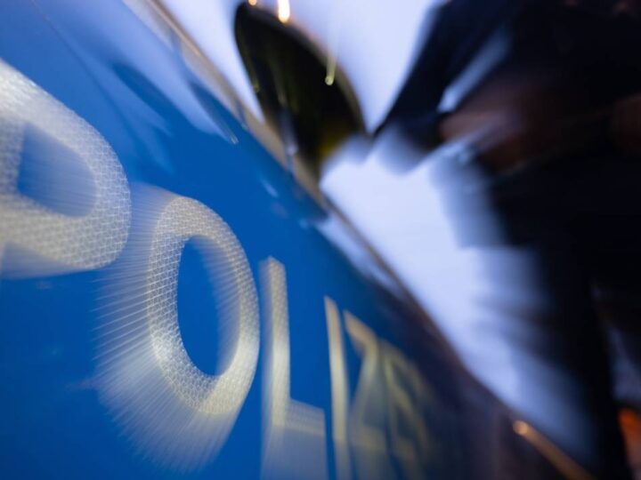 Mehrfamilienhaus in Viersen: Unbekannte brechen neun Kellerverschläge auf