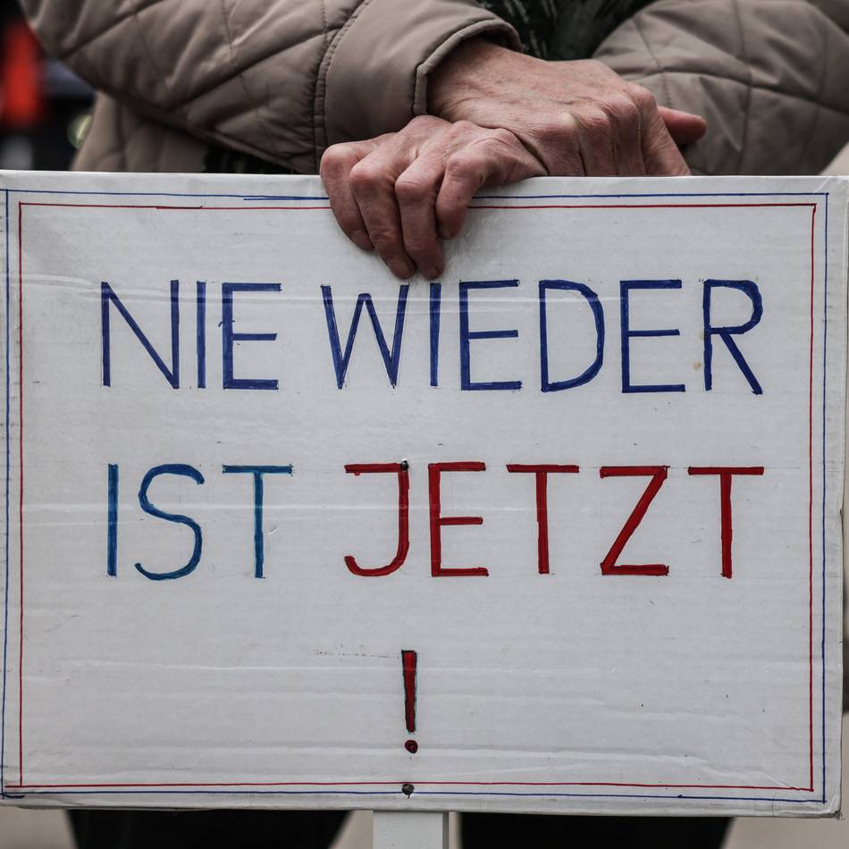 Jugendarbeit in Duisburg: Künstler organisiert Workshops zu Islamismus und Rechtsextremismus