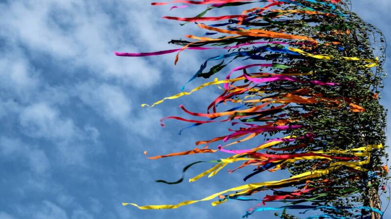 Maifeier in Kuckum: Kuckumer und Keyenberger weihen neuen Dorfplatz ein