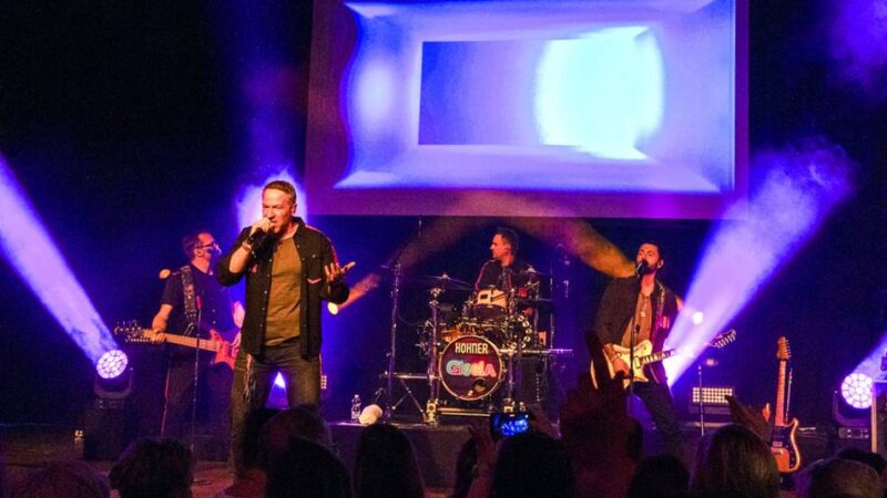 Kölsche Party in der Stadthalle Erkelenz: Musik, Emotionen und viele Gewinner