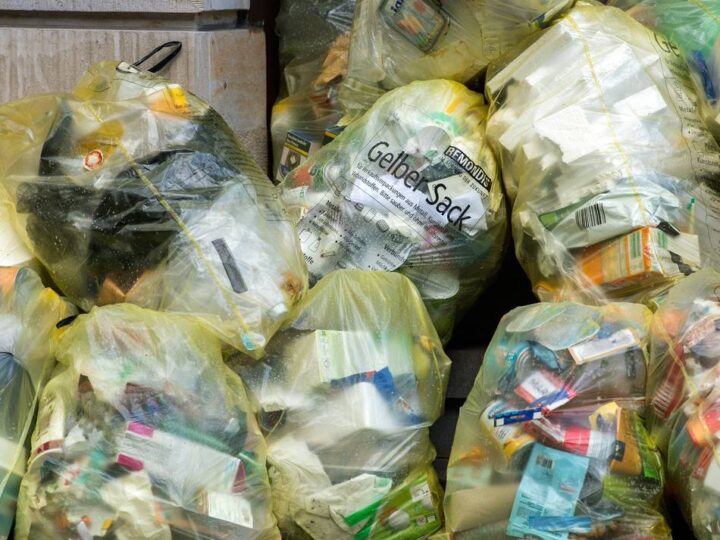 Gelbe Säcke in Hilden: Bürgerin kritisiert weite Wege zu Verteilstellen