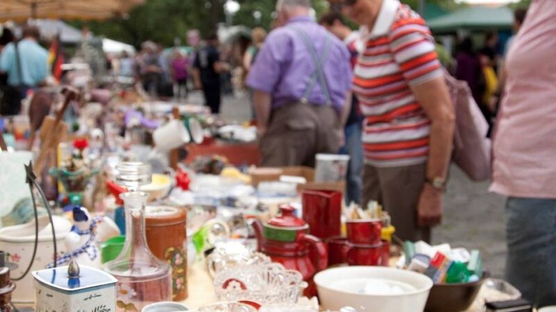 Erstmals in Kreuzmönchdorf: Anmeldung für Garagentrödel in Kaldenkirchen