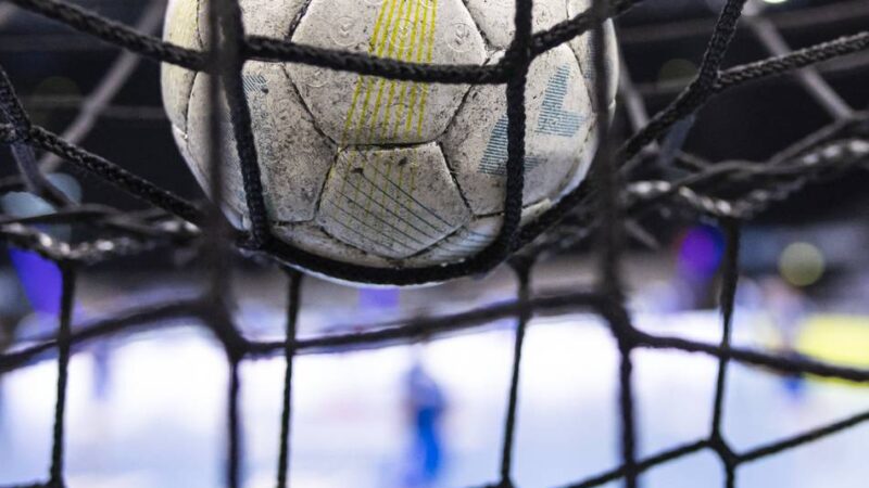 Futuristisches Spielfeld: „Ein bisschen komisch“ – Glasboden beim DHB-Final-Four sorgt für Aufsehen