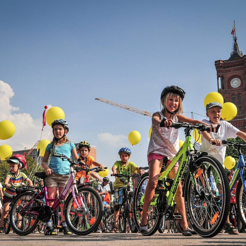 Fahrrad-Demonstration durch Lobberich: Kidical Mass fordert: Straßen sind für alle da