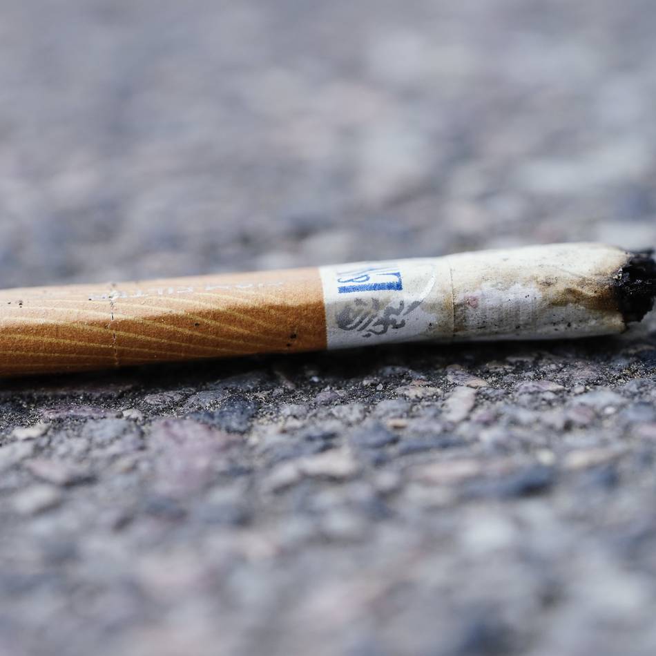 Mitmach-Aktion im Mai: Freiwillige sammeln Zigarettenkippen in Emmerich und Rees