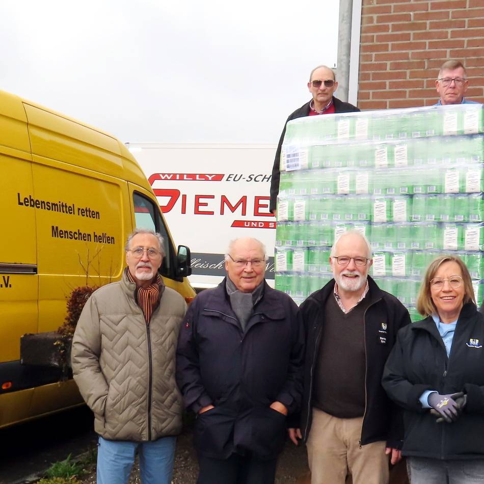 Für Nettetaler Tafel: Schützen spenden eine Tonne Mehl