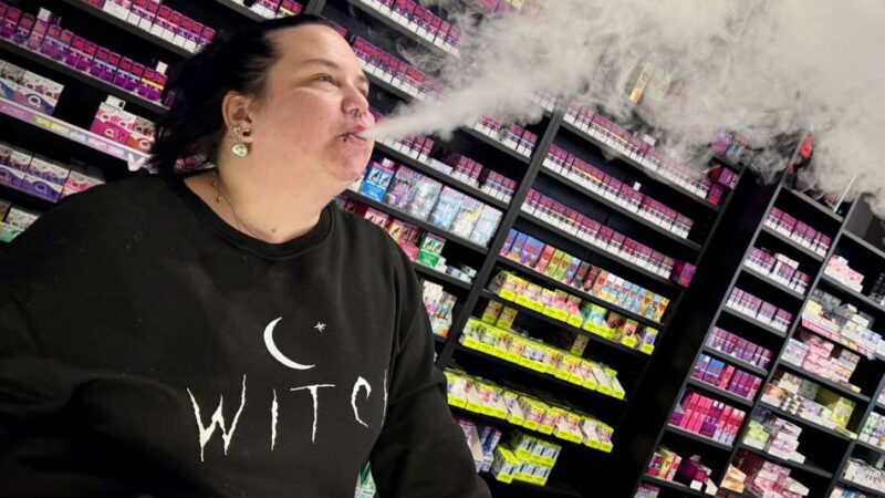 Neusser E-Zigaretten-Händler in Sorge: „Wir schauen uns schon nach anderen Jobs um“