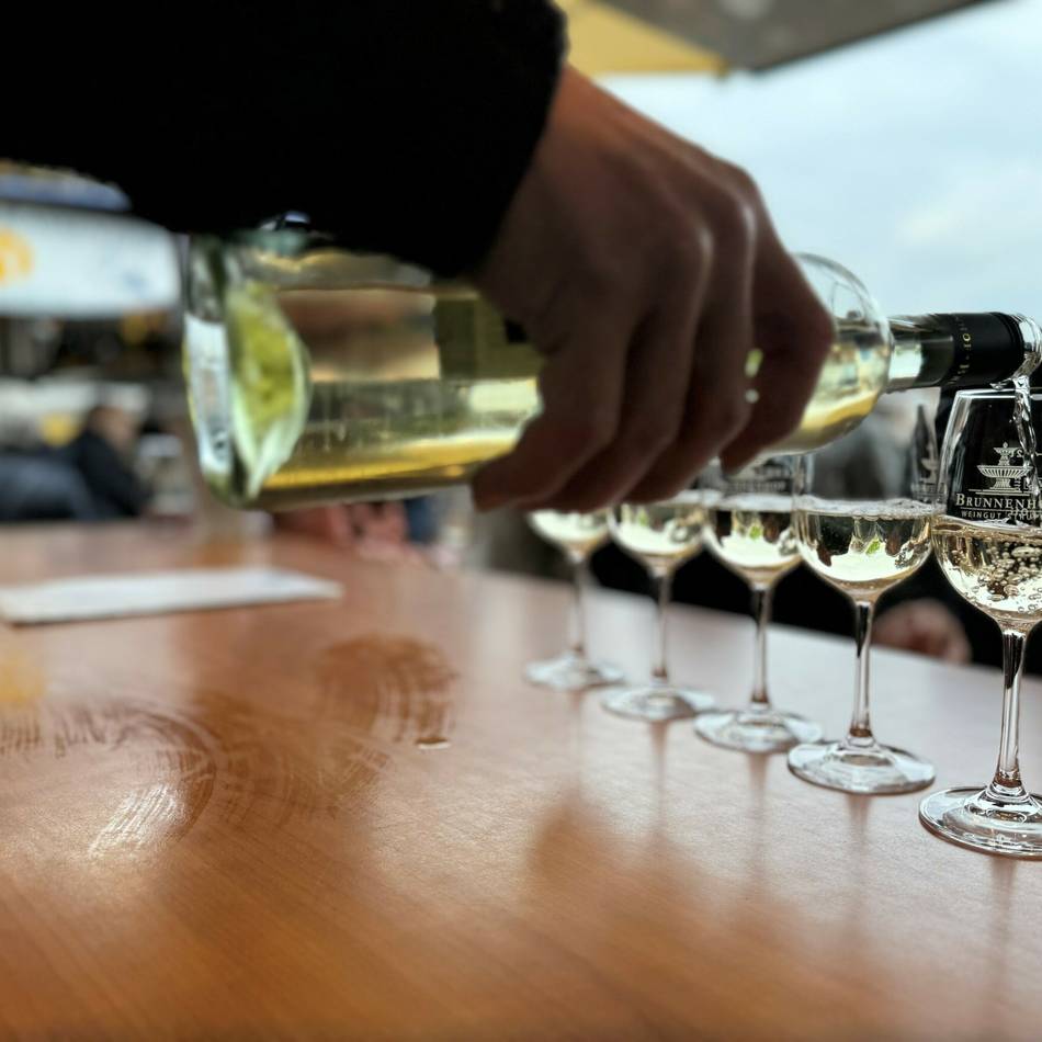 Wein- und Musikfest im Mai: Xantens Marktplatz wird wieder zur Weinstube