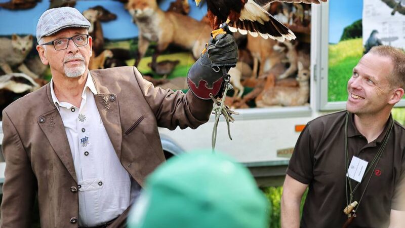 Kita „Rehkids“ Hilden: Jäger erklären Kindern, warum sie Tiere schießen