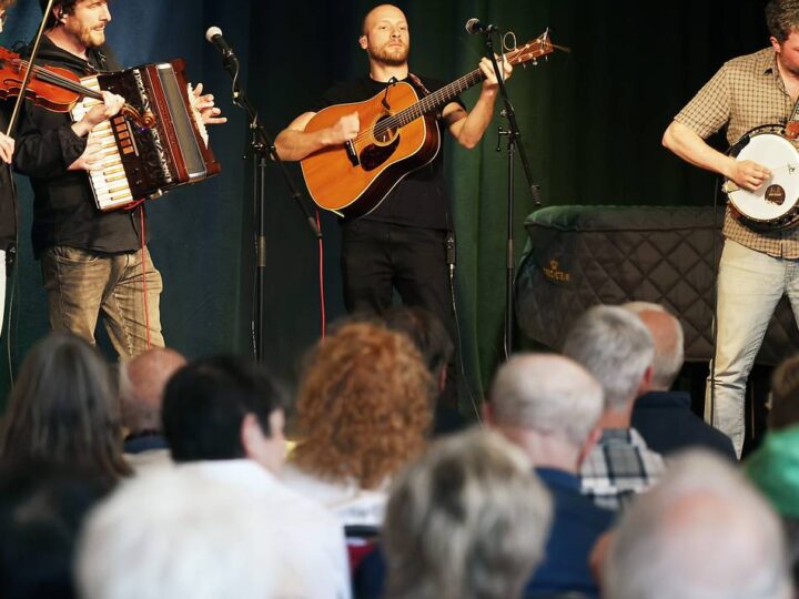 Konzert in Mettmann: Folk vom Feinsten begeistert in der Kulturvilla