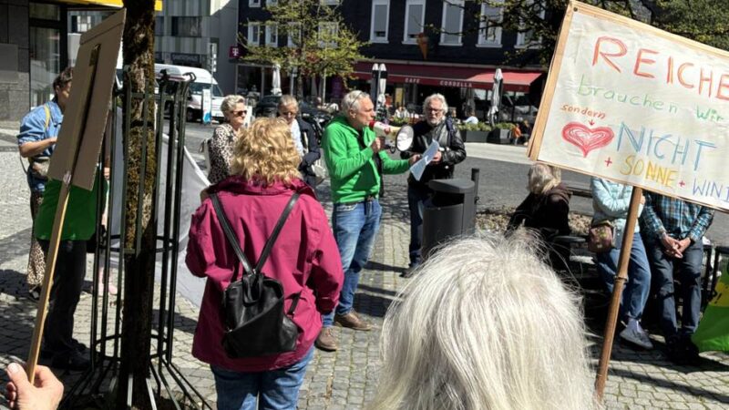 Demo in Wermelskirchen: BUND fordert Gründung einer Bürgerenergie-Genossenschaft
