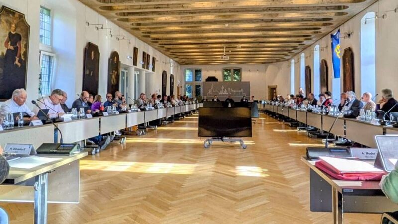 Willicher Stadtrat verabschiedet Haushalt: Einstimmigkeit trotz Differenzen