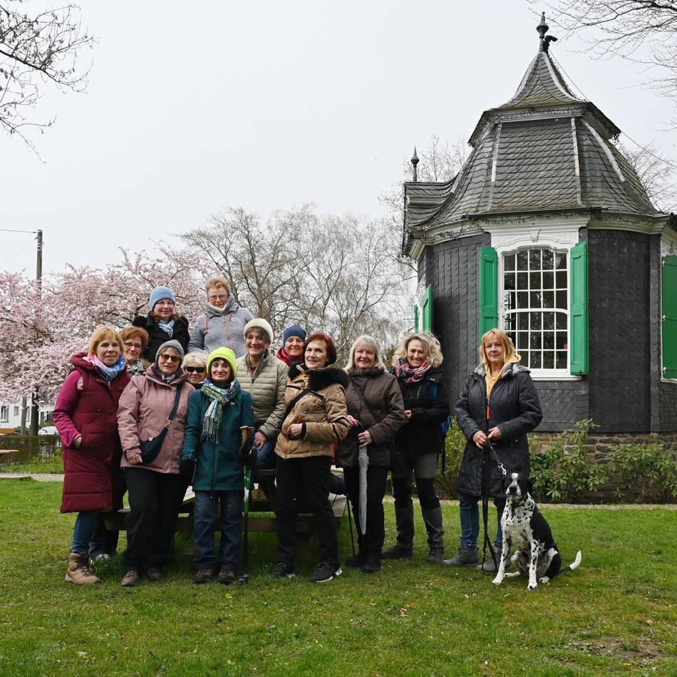 „Geh-Spräche“ in Radevormwald: Radevormwalderinnen wandern sich in neue Freundschaften