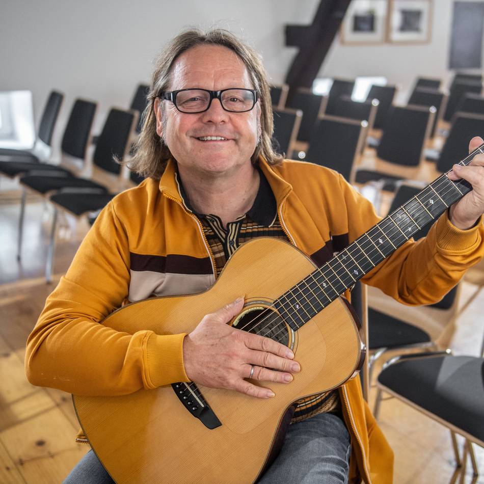 Im Schwarzen Adler in Rheinberg: Ein Abend mit drei Gitarristen der Extraklasse