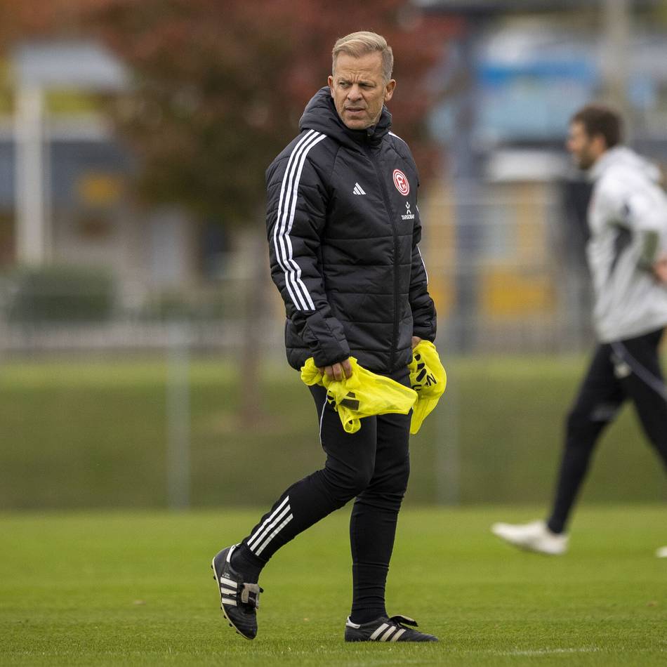 Stürmische Stunden in Düsseldorf: Anfang-Verbleib oder Entlassung? Eindeutige Fortuna-Tendenz am Samstag