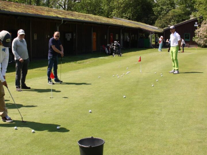 Duvenhof in Willich: Beim Erlebnistag den Golfsport kennenlernen