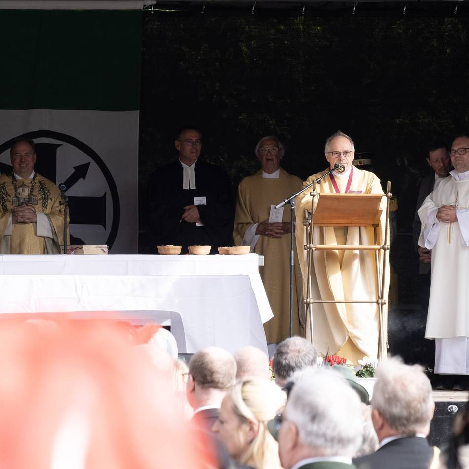 Kirche in Mönchengladbach: Peter Blättler vor 40 Jahren zum Priester geweiht