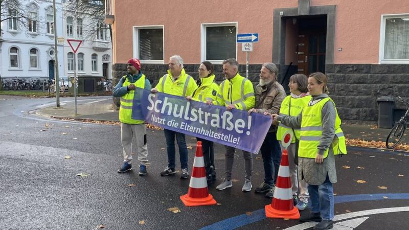 Weniger Elterntaxis und mehr Sicherheit: Neuss fragt nach – sind die Schulstraßen erfolgreich?