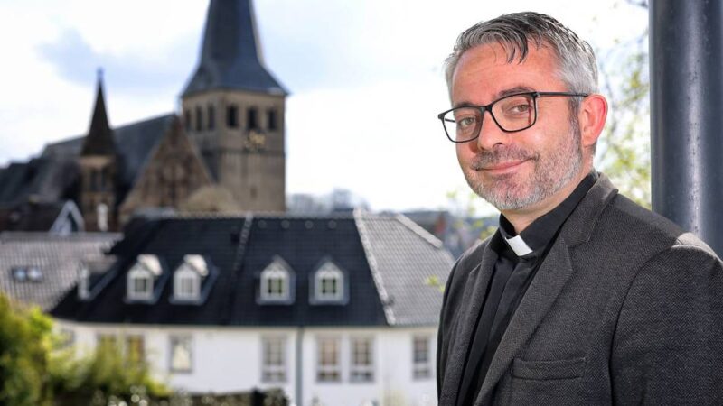 Kirche in Mettmann: „Ostern ereignet sich, weil die Welt ein Problem hat“