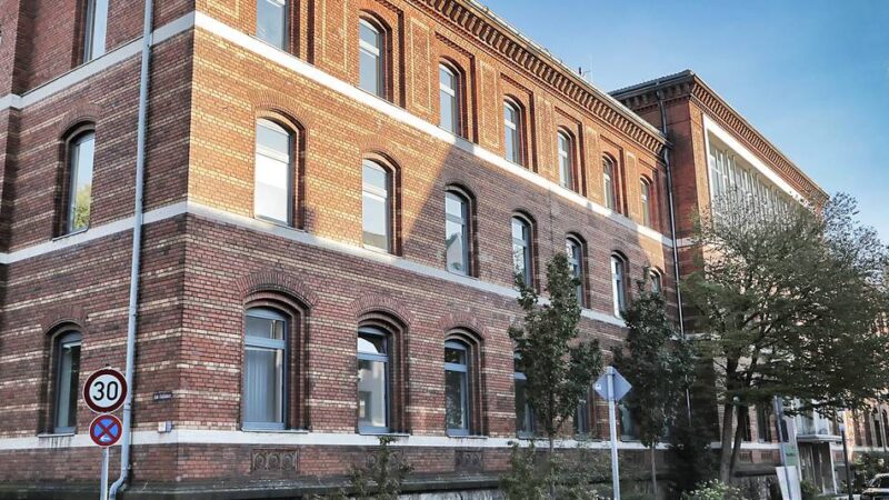 Fachkräftemangel in Mettmann: Fast 100 unbesetzte Stelle in der Verwaltung