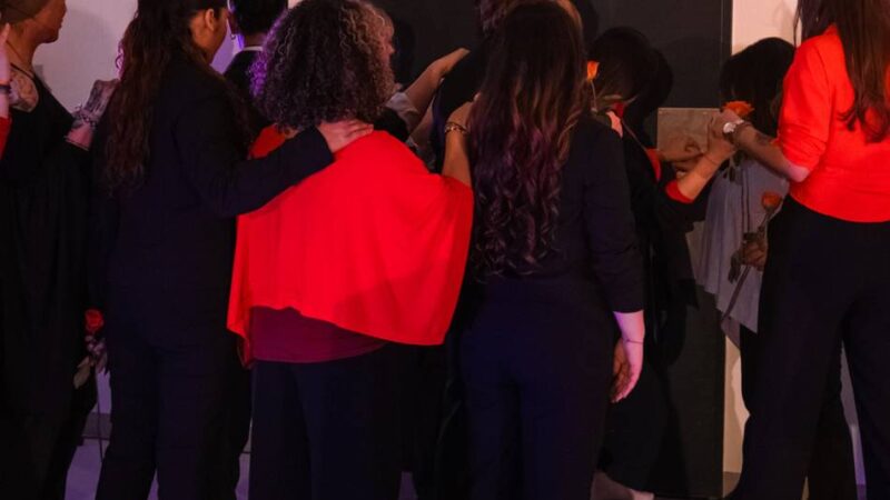 Aufführung in der JVA Willich II: 14 Frauen spielen Theater im Gefängnis