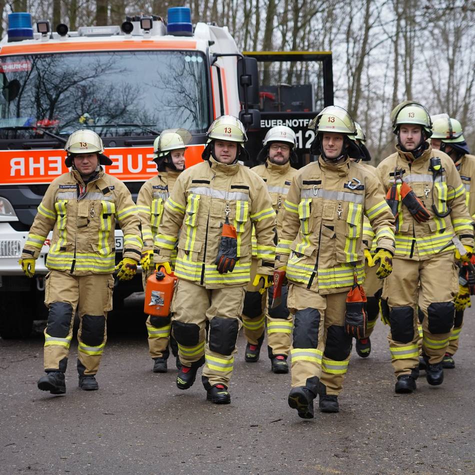 Werbeaktion in Düsseldorf-Kalkum: Feuerwehr will mit realistischen Übungsszenarien begeistern