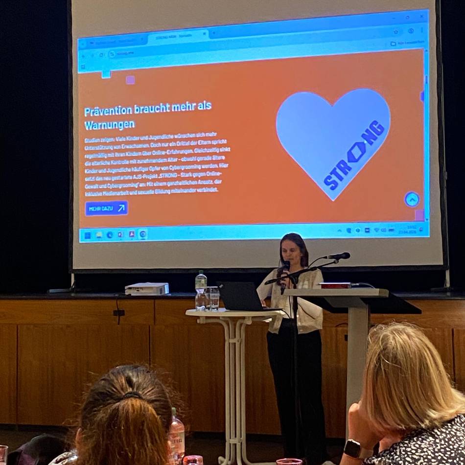 Kinderschutz in Heiligenhaus: Experten warnen vor Cybergrooming durch KI