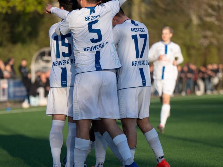 Der Spieltag in der Bezirksliga: Neuwerk macht Boden auf Meerbusch gut