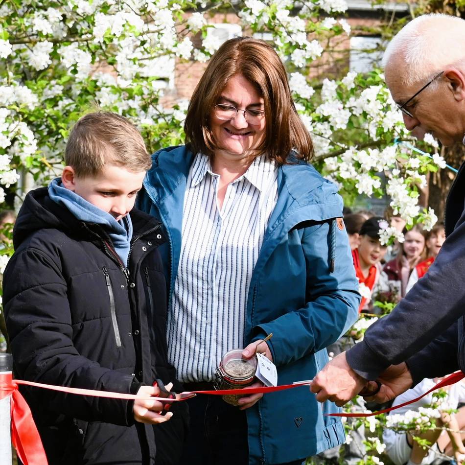 Eröffnung grünes Klassenzimmer an GGS Amern: „Mit Kopf, Herz und Hand lernen, statt nur mit dem Kopf“