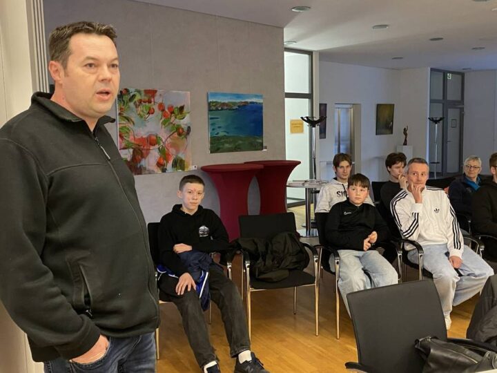 Wunsch nach neuer Strecke in Alpen: Austausch mit Mountainbikern ist gestartet